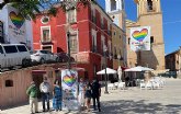 Mula se engalana con la bandera arcoris en conmemoracin del Da del Orgullo LGTBI