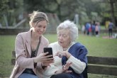 'Experiencia senior', el nuevo programa de concienciación de INCIBE destinado a usuarios de más de 60 anos