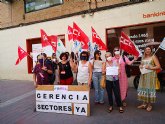 CCOO concentra decenas de personas, todas ellas interinas de la administración de justicia de Murcia