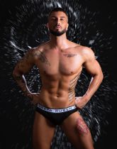 Andrea Suárez: Un talento auténtico y polifacético que revoluciona el entretenimiento y la televisión de reality