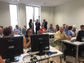 Más de 500 mayores de todo el municipio podrán recibir formación en el uso de smartphones y tablets gracias al Ayuntamiento y la Fundación Vodafone España