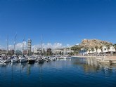 Navega por Alicante con la embarcacin soñada con 'Alquiler barcos Alicante'