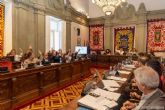 El Pleno aprueba la congelación y bajada de tributos municipales para 2023, que serán expuestos al público en los próximos días