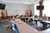 El Programa de Fomento de Empleo Agrario destina más de seis millones de euros para la contratación de trabajadores de zonas rurales deprimidas de la Región de Murcia