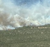 Incendio forestal en Sierra Espuña moviliza un amplio dispositivo de emergencias en Totana Incendio forestal en Sierra Espuña moviliza un amplio dispositivo de emergencias en Totana