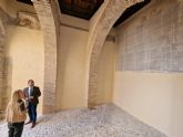 El alcalde de Lorca visita el porche de San Antonio tras la reciente actuacin de urgencia realizada por el Consistorio debido a los desperfectos provocados por la lluvia