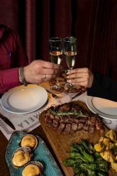 Una experiencia completa para celebrar el d�a de la madre: arte y gastronom�a en tablao la Carmela