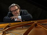 El pianista Thierry Lang sustituye al tambin pianista Ramsey Lewis en el programa del festival