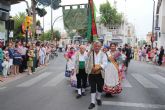 Cientos pinatarenses vestidos de huertano honran a San Pedro Apóstol