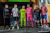 El Olmpico de Totana presenta su nueva equipacin para la temporada 2025-2026, coincidiendo con su 65 aniversario