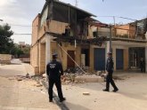 Policía Local y Bomberos atienden el desprendimiento de una terraza en El Palmar