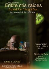 “Entre mis raíces”, una exposición que invita a reconectar con la naturaleza, llega a Águilas