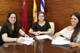 Firmado convenio de colaboración entre Ayuntamiento y Asociación 4 Patas