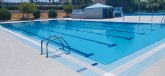Cieza apuesta por la inclusión en sus piscinas municipales que ampliarán el horario para esta temporada