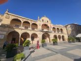 El PSOE de Lorca denuncia que Fulgencio Gil 'venda' promociones privadas mientras descuida edificaciones de titularidad municipal que 'se caen a pedazos'