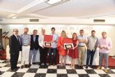 Montserrat Espinar recibe el primer premio del XXXII concurso de cuentos Villa de Mazarrn