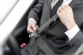 Fin a las excepciones: la DGT obligar a taxistas y profesores de autoescuela a usar el cinturn de seguridad