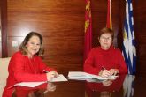Ayuntamiento y Cruz Roja firman convenio de 15.000 euros para financiar la Oficina de Atención Social al Inmigrante
