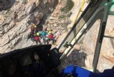 Rescatados por aire dos senderistas que se habían perdido en la Sierra de la Muela