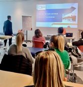 Ribera Hospital de Molina organiza un curso sobre clasificacin de residuos hospitalarios para sus profesionales