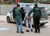La Guardia Civil desmantela un grupo criminal que robó en una plantación de cánamo industrial de Cartagena
