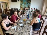 Desayuno con los participantes en la Campana de Excavaciones de la Sima de las Palomas